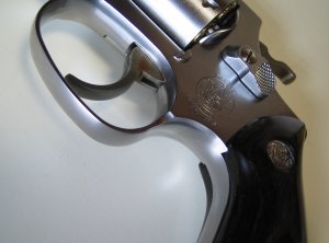 S&W M60